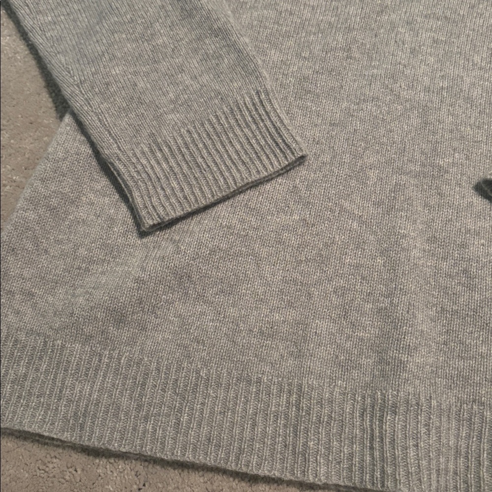 Polo Ralph Lauren Light Gray Turtleneck Cashmere Sweater - Picture 2 of 4